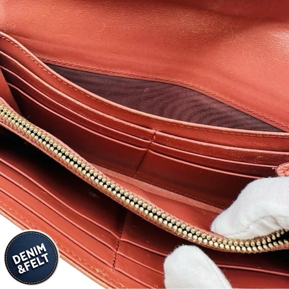 MIU MIU Vintage Camel Brown Leather Crocodile Embossed Clasp Long Wallet 🤎 - Picture 12 of 12